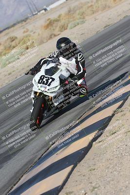 media/Sep-20-2025-Race Pace (Sat) [[d4e1b33f4d]]/Non Verified/Turn 4 Inside (8am)/